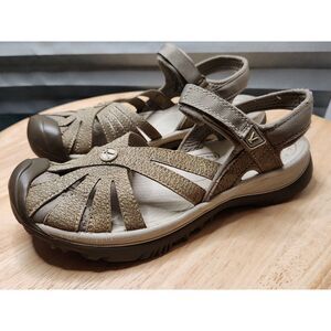 Keen Rose Closed Toe Sandals Women's size 10 gray